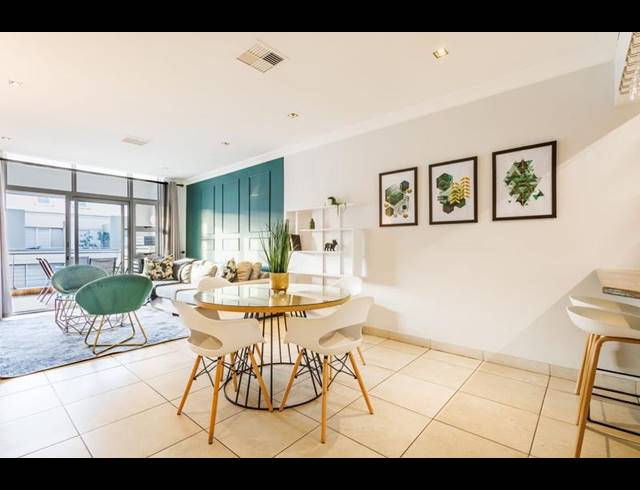 2 BEDROOM APARTMENT FOR SALE IN UMHLANGA RIDGE